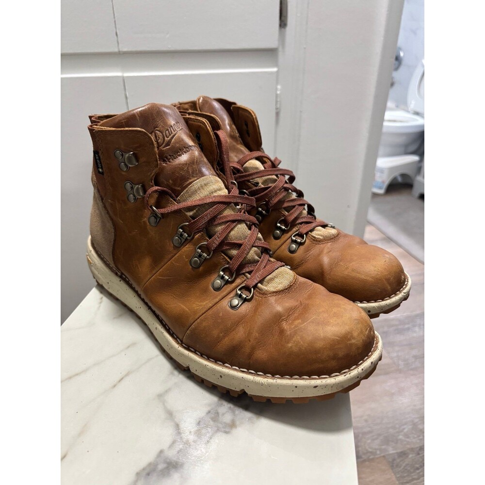 Danner x Huckberry - Vertigo 917 'Gold Rush' size 11.5 boots